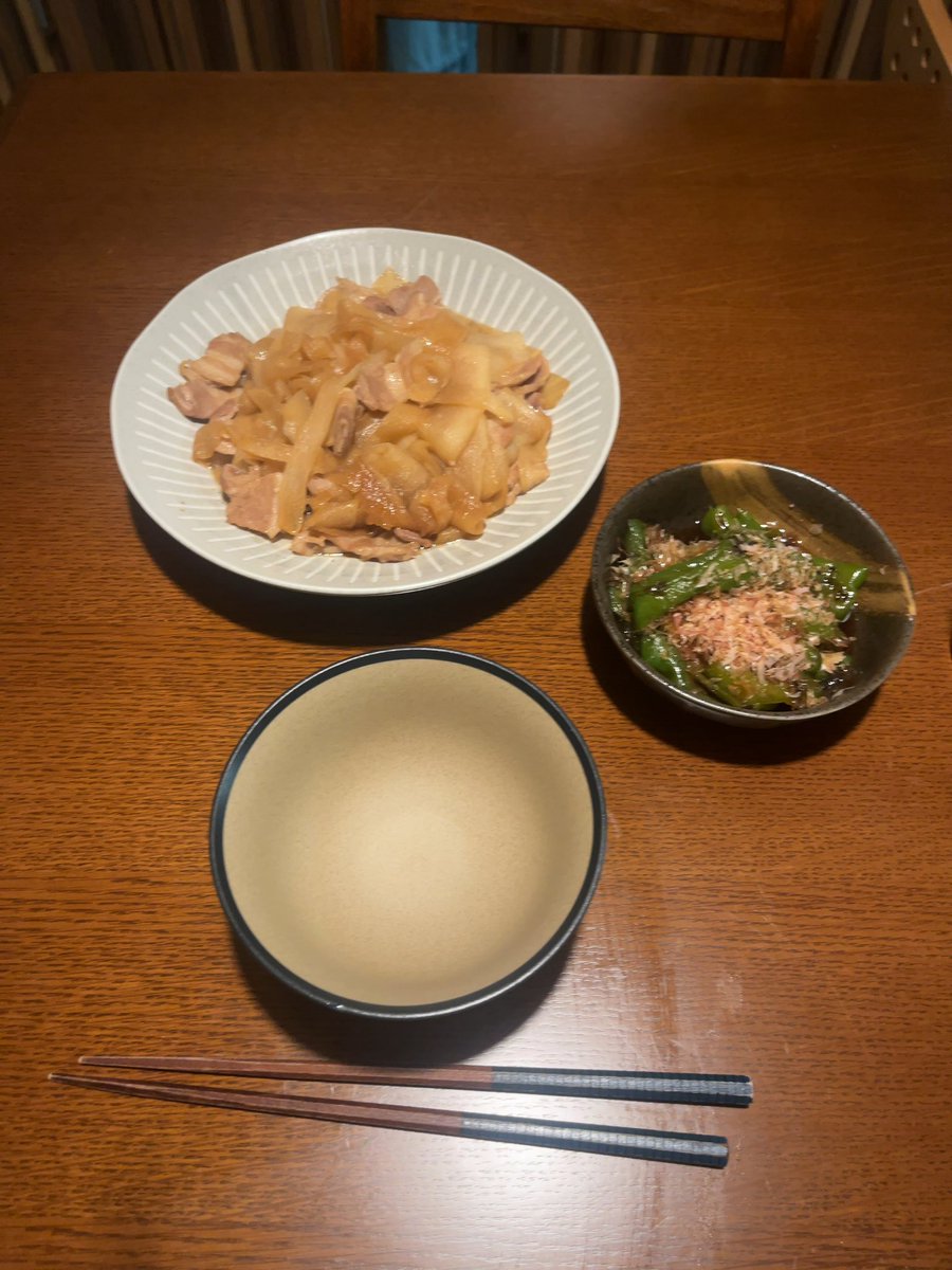 上の子がご飯いらないと言ってくる(´・ω・｀)
いつも作った後に。