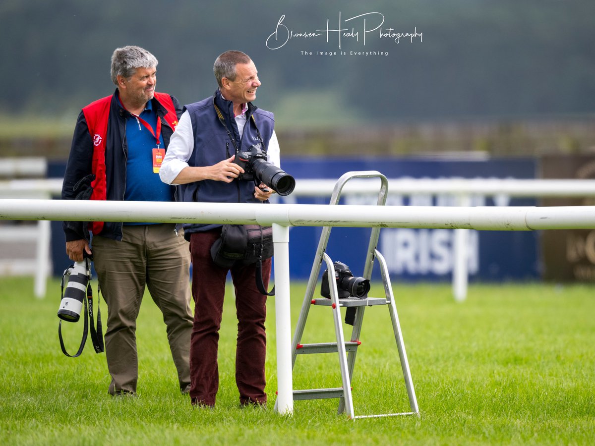 Wot a bunch of likely lads. An altogether grand set of photographers!! Messieurs  Crowhurst, Healy, McCann and Tindale.