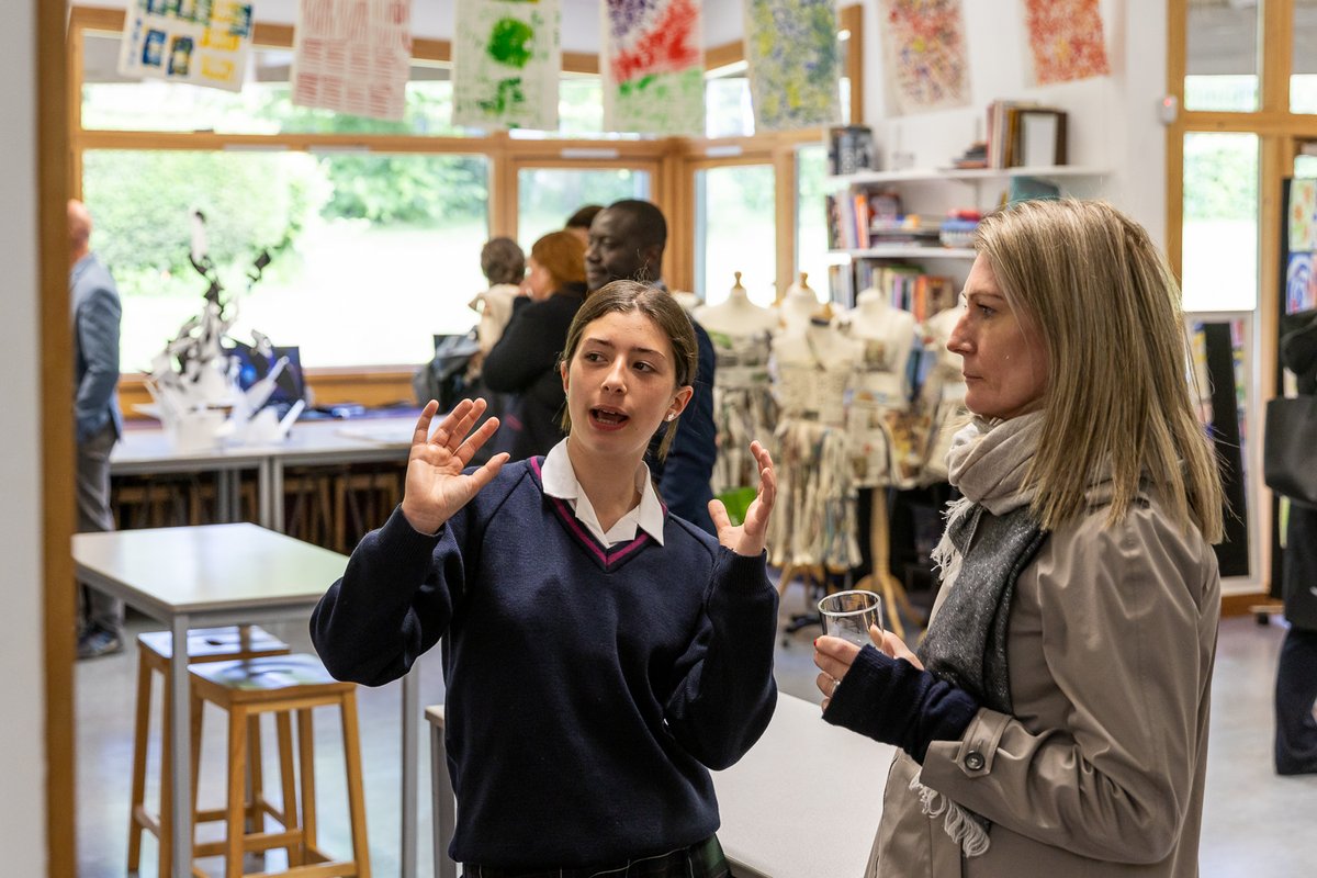 FettesPrep's tweet image. Pupils enjoyed showing their parents results of a wonderfully creative year in the Art department. 
Our Summer Exhibition was hugely appreciated by all visitors. 🎨👏🐝
See here for photos: bit.ly/4cpXTyo