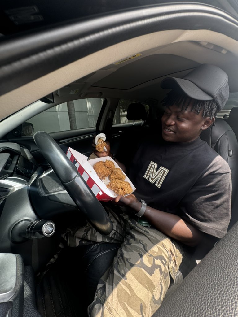 SIKAOFFICIAL🦍 tweet media