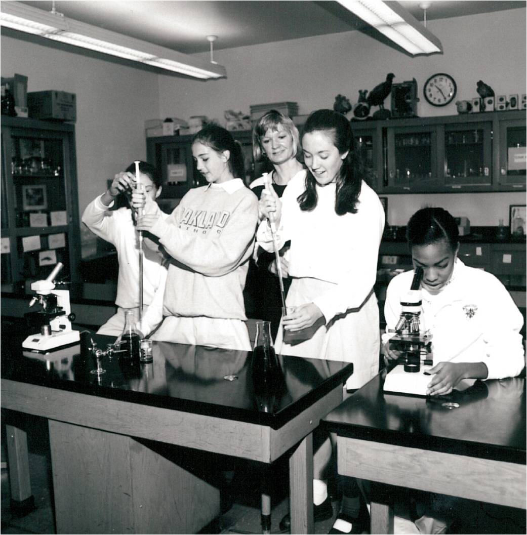 OCHS_Pittsburgh's tweet photo. Today is OC's Foundersβ Day. As we prepare for a 36th academic year, we take a moment to reflect on our legacy, our identity, and our future. May OC remain blessed in its support, capacity, and efforts, so that we might celebrate Foundersβ Day for years to come! #OCforLife ππΉ https://t.co/IWwCFGaHt2