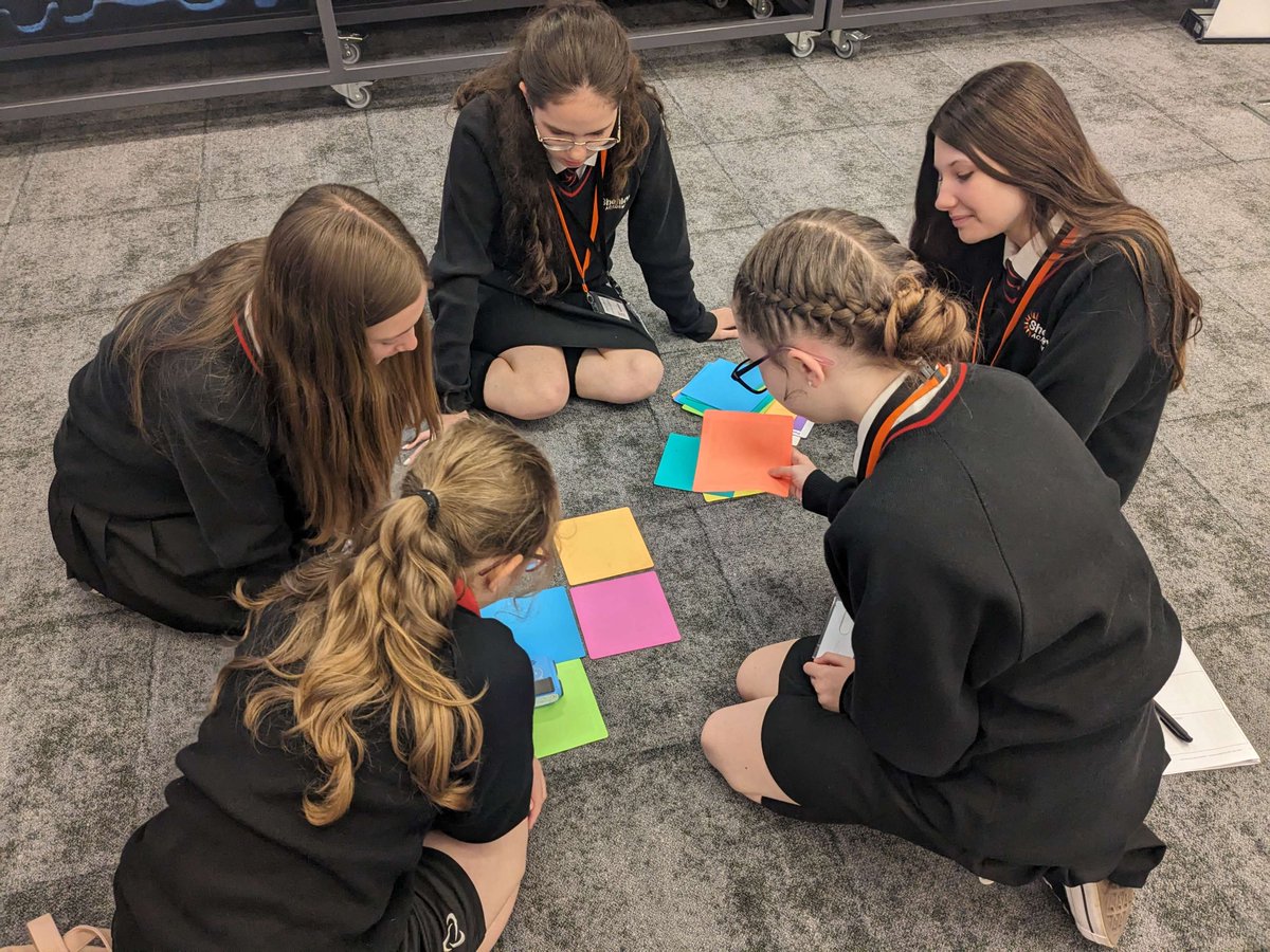 Tech_She_Can's tweet image. Another successful Insight Day inspiring 56 girls @AccentureUK 
🟠 94% of the girls now understand the different pathways into a career in technology in the future
🟠 58% of the girls said the day changed their thoughts about what a job in tech involves
#TechWeCan #ChangeTheRatio