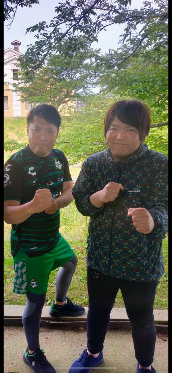 tagatchi178's tweet photo. モルック大山CAP最高に楽しくて悔しくて笑顔に溢れてた！！あれから一年、、、今は突然実家にモルックセットを送りつけてきた兄@PinkTrainCHIYO に感謝してる🤣🤣🤣いつか兄弟👬で大会でよ笑
#普段の兄弟の距離間を忘れてた🤣 https://t.co/YtoGcgOtnc
