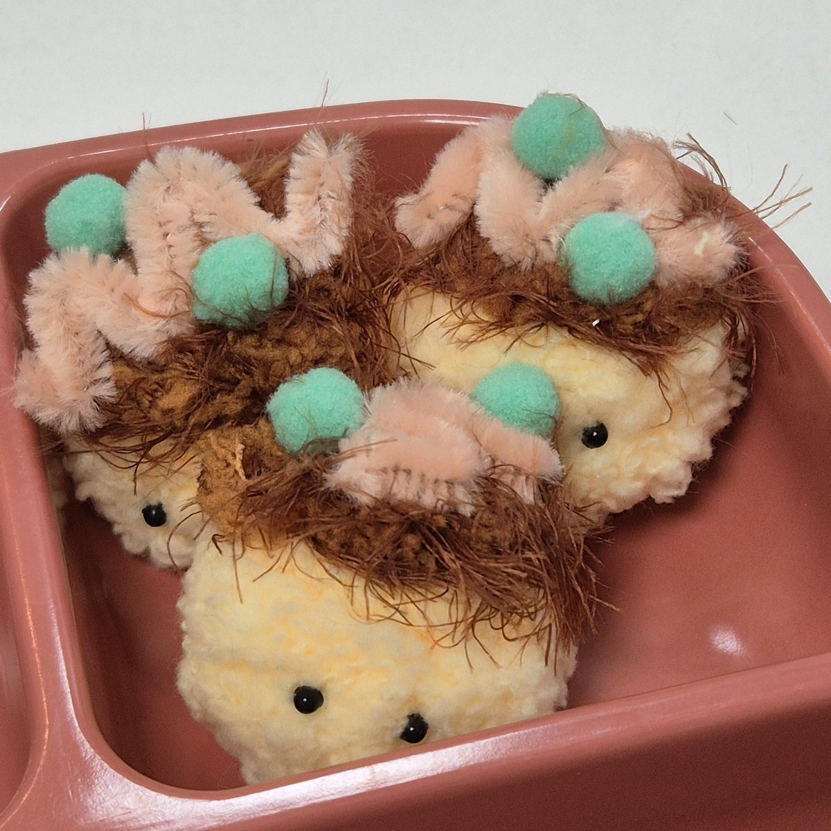 🐢도시락 칭구들 모루키링 RT이벤트🐢
이번주 서일페에 가져나갈 인형들!
열심히 생산하는 김에 이벤트
[RT+♡] 해주시면 참여완
행사끝나고 당발해서
2명 랜덤인형 보내드릴게요!
*반택입니다