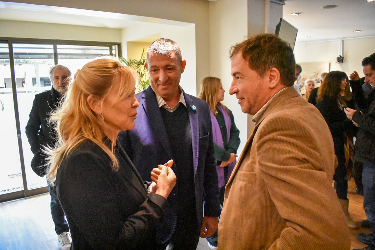 🏭El pasado viernes presentamos el evento "+PRODUCCION", la unión del Encuentro Logístico Industrial de #SantaFe organizado por <a href="/CocirRosario/">COCIR</a> y el Foro Regional <a href="/parquesprod/">Foro Regional de Parques Productivos</a> organizado por nuestro <a href="/IDR_Ros/">Instituto de Desarrollo Regional de Rosario</a> 

✅A sumarse el 11y12/09 en #Rosario

💻Más info: parquesproductivos.com