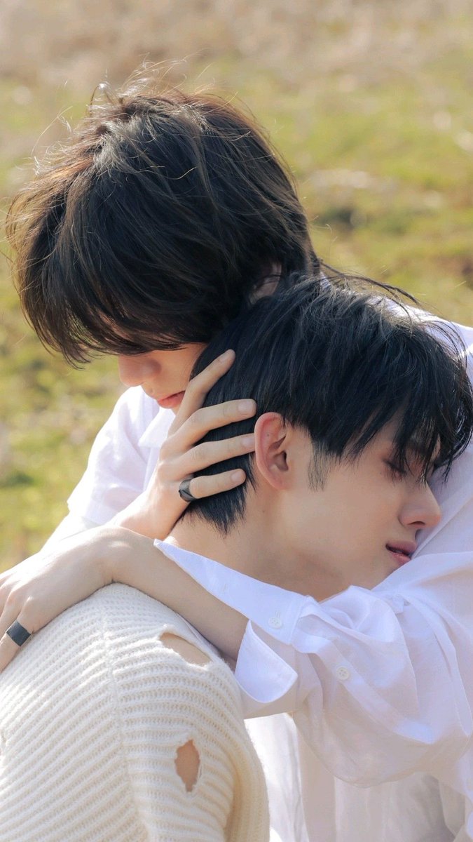 Hyutodi's tweet photo. [THREAD] EXPOSING YEONJUN

Yeongyu thread 🧵 (moments) https://t.co/JCQF5aDQNI