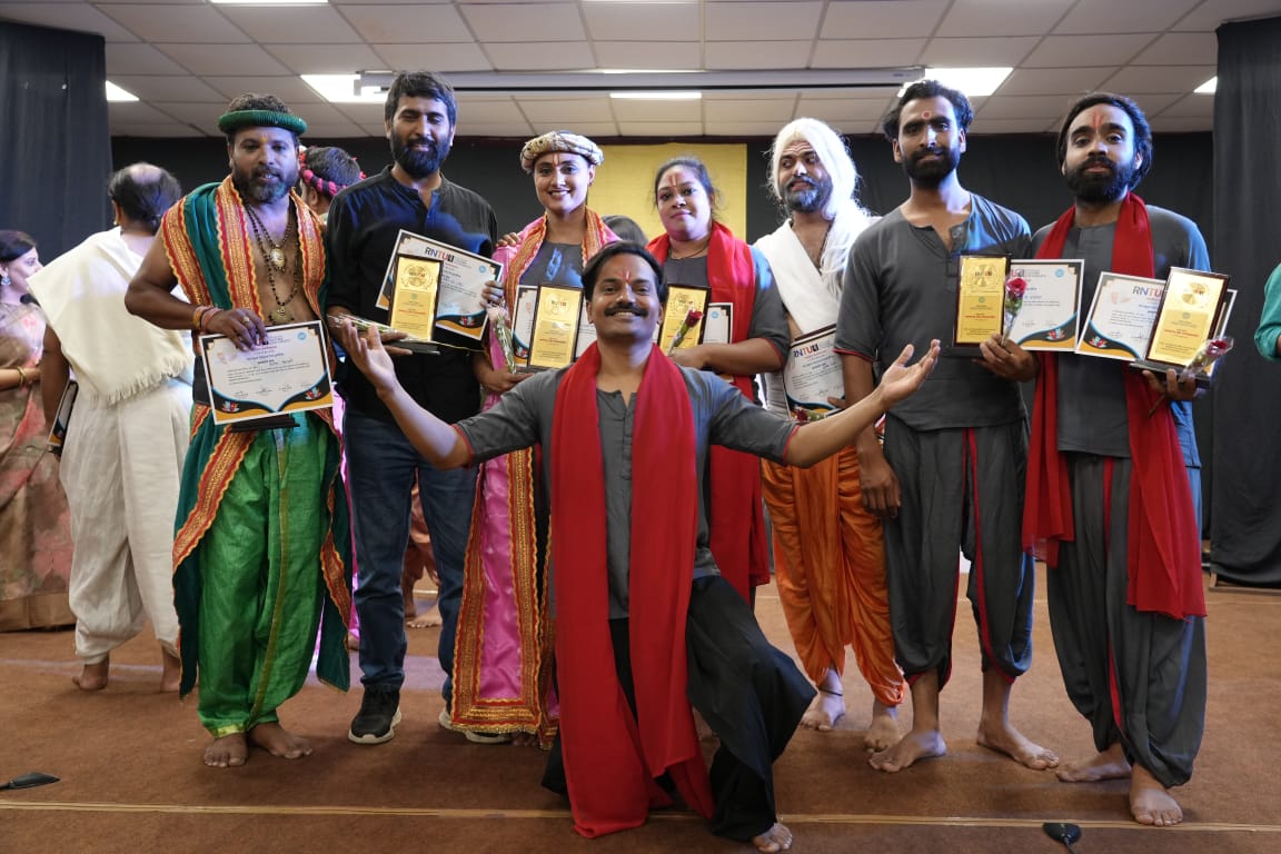 RNTUnivBhopal's tweet photo. Students of M.P.A. (Master of Performing Arts) II Semester staged two plays, showcasing their talent in Natyasastra and World Theater at Rabindranath Tagore University. 
#RNTU #PerformingArts #CulturalHeritage #StudentTalent #TheatricalPerformance https://t.co/YKCmMK7Lif