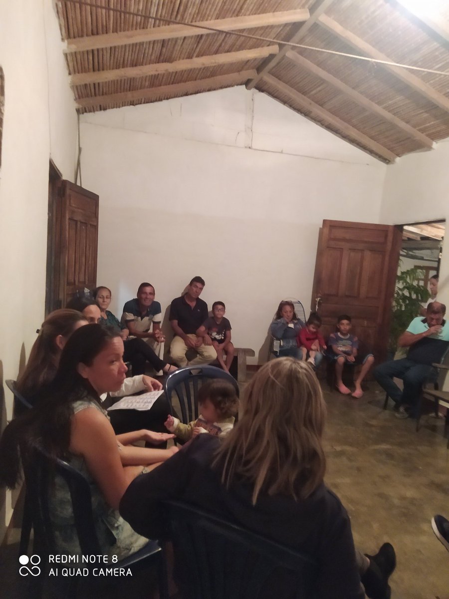 LuisEQuinteroA's tweet photo. Organización y unidad del pueblo, factores que nos llevarán al triunfo de este 28 de Julio. Desde las comunidad de San José de Mesa Bolívar, ratificando nuestro compromiso con la democracia y la victoria de @EdmundoGU . Fe y mucha Esperanza mi gente. https://t.co/pCDq5lYzOf