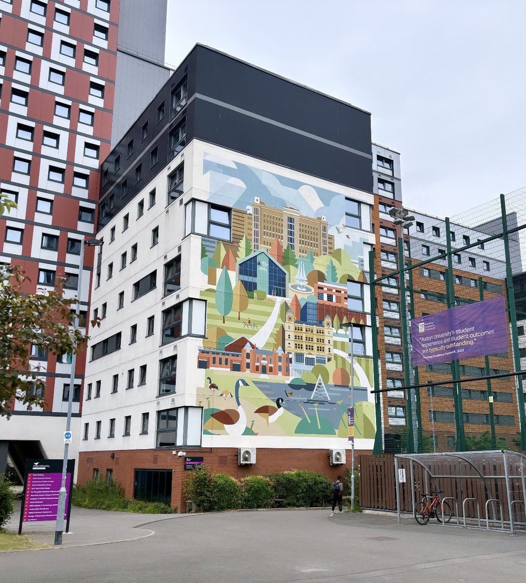 Brumhaus's tweet photo. This looks nice. My ‘One Aston’ image has been spraypainted onto this 6-storey wall on campus at Aston University @AstonUniversity
It’s on the South East wall of the James Watt Building, near the Students Union @aston_union
#astonuniversity #astonuni #oneaston https://t.co/DLWjaErmcp