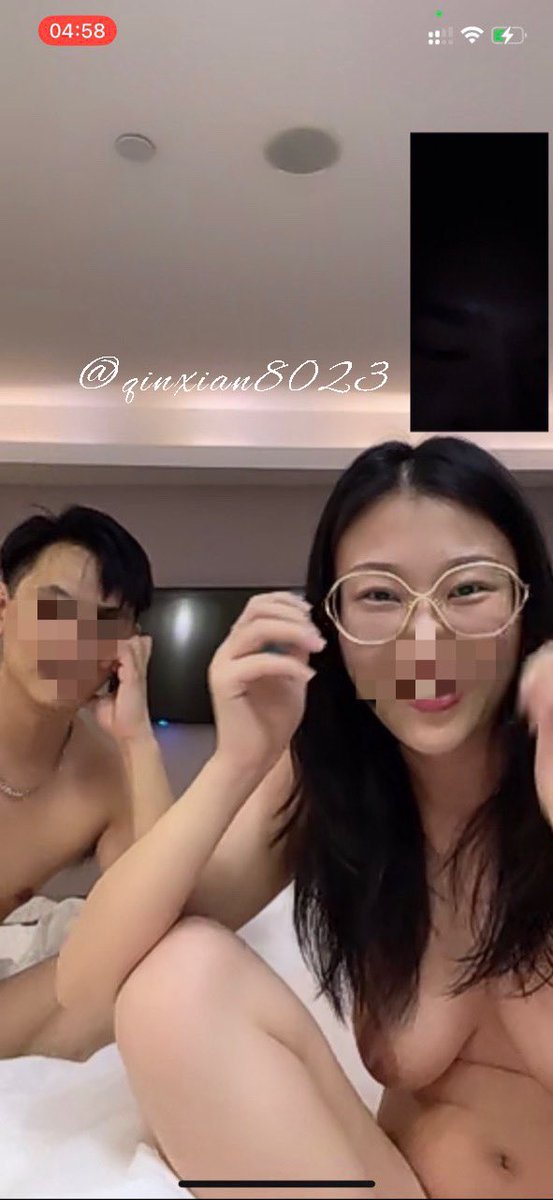 回顾娇妻的第二任小情人（一）

白天娇妻和我一起带娃听音乐会，晚上和小情人第一次见面小酌，气氛到位直接开房翻云覆雨…

可能只有淫妻癖才能懂吧，白天的贤妻良母，晚上和别的男人在一起，跟自己的老公一丝不挂的视频，分享被操后的满足～

#淫妻 
@DaFoer_ @Daguidiyi 
@Fojiangnice @quanshibb https://t.co/XLSqKBhDNg
