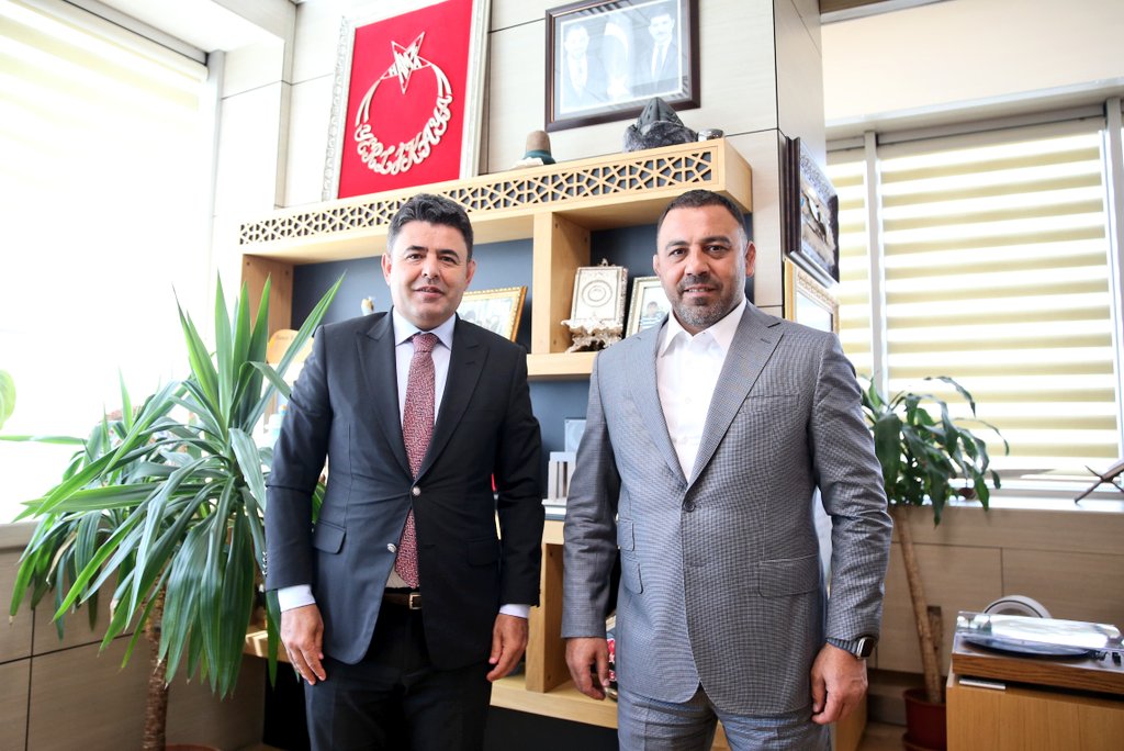 Değerli hemşehrim, Ulaştırma ve Altyapı Bakan Yardımcımız <a href="/OsmanBoyraz/">Osman Boyraz</a>'a ziyaretleri için teşekkür ediyorum.