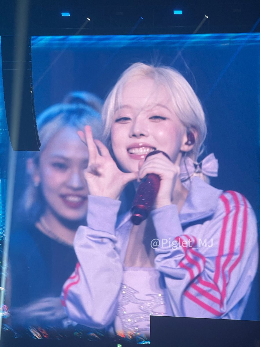 siru_VuV's tweet image. 평생 웃게 해주고시퍼 이 아기를..