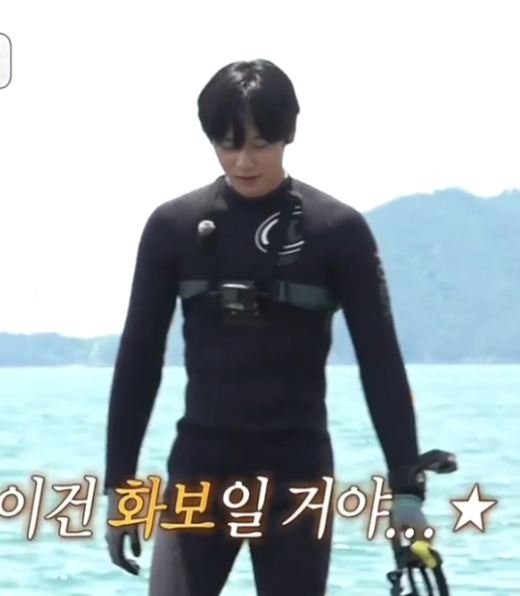 이함놈 tweet media