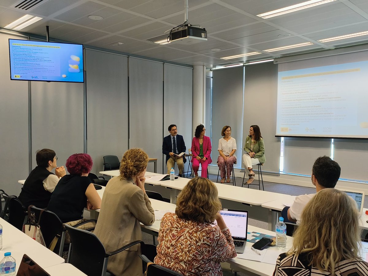 Hoy se ha celebrado la Jornada "Nuevo Reglamento Europeo HTA: Comprendiendo la nueva evaluación de medicamentos" <a href="/AEMPSGOB/">AEMPS</a> <a href="/sefh_/">S.E.F.H</a> <a href="/_SEOM/">SEOM</a> 

📌🏥La jornada, impartida por responsables y técnicos de AEMPS y <a href="/sanidadgob/">Ministerio de Sanidad</a>, compañeros de <a href="/sefh_/">S.E.F.H</a> <a href="/GENESIS_SEFH/">GENESIS-SEFH</a> <a href="/gedefo_sefh/">GEDEFO</a> así como SEOM,