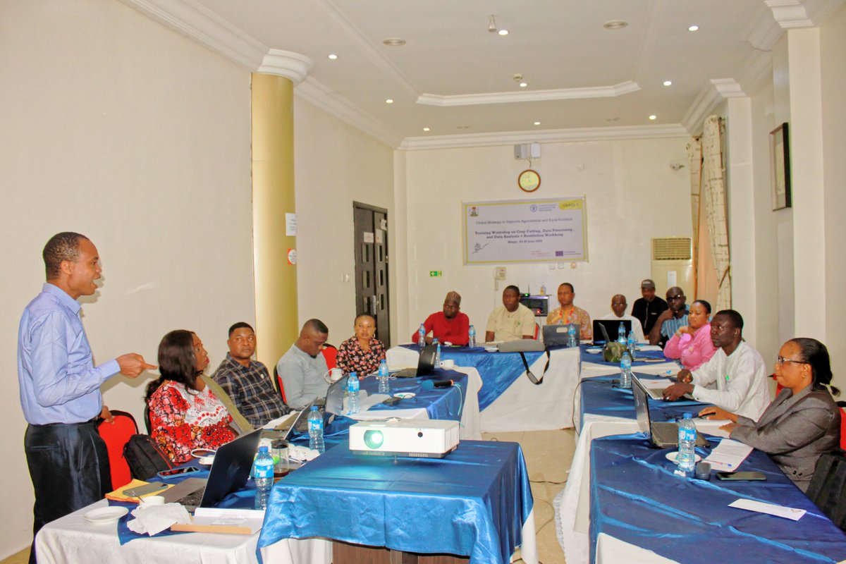 FAONigeria's tweet photo. 🌾📊The #GSARSII workshop in Abuja has successfully concluded! Participants gained valuable skills in crop cutting, data analysis, &amp; computing relevant indicators on yield and crop density. 

Big thanks to our trainer, Nayo, our participants &amp; @FAO country office! https://t.co/bmukr93cF7