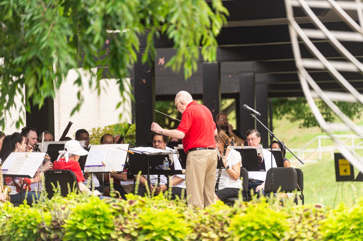 DominionPostWV's tweet photo. "34th annual Independence Day concert held at CCAC"
See More Photos Here: https://t.co/7EexlhjU3H
Photo Credit: Cassidy Roark
#IndependenceDayConcert #CCAC #MorgantownMunicipalBand #WVU #July4th https://t.co/rPXB1ofzTe