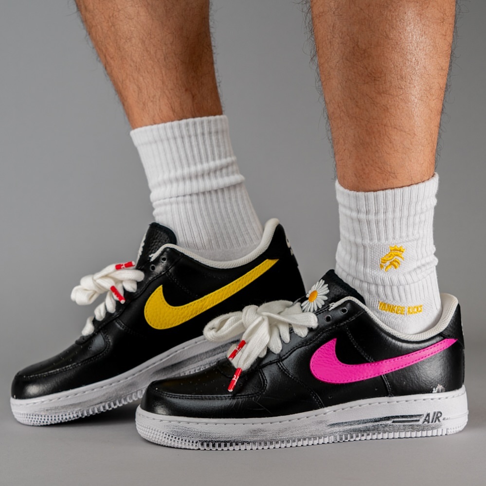 fullress's tweet photo. 【2024年 8月 発売予定】
PEACEMINUSONE × NIKE AIR FORCE 1 LOW “Para-noise/Black/New Emerald” (ピースマイナスワン ナイキ エア フォース 1 ロー “パラノイズ/ブラック/ニューエメラルド”) [AQ3692-004]

韓流グループ「BIGBANG」の「G-DRAGO」が立ち上げたブランドとのコラボ第3弾！

>> https://t.co/oIGxumotza
yankeekicks