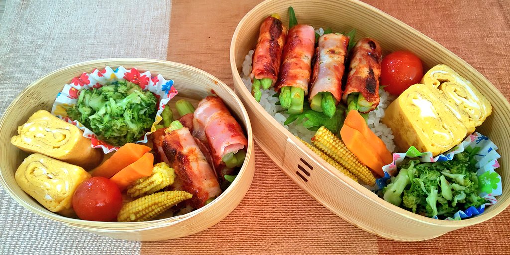 mile_tabi's tweet photo. 今日のお弁当🍱
アスパラベーコン巻き😀

#曲げわっぱ
#お弁当記録 https://t.co/vwRn4YEpcr