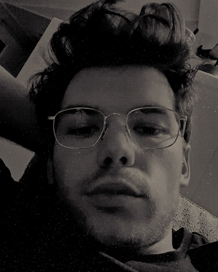 𝘓𝘌𝘈𝘋𝘐𝘕𝘎𝙈𝘼𝙉 (@atheaterguy) on Twitter photo 