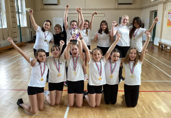 BroughPrimary's tweet photo. Our Brough 'B' netball team recently secured a 12-5 victory against Welton and, in the process, became winners of East Riding Group D...Champions!
Well done on an incredible run of winning performances from the start of the campaign to the end. An amazing achievement! 👏 🏆 https://t.co/KD5iVGiOo2