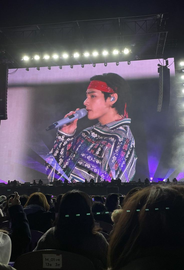 taehyung concert (@thvconcert) on Twitter photo 