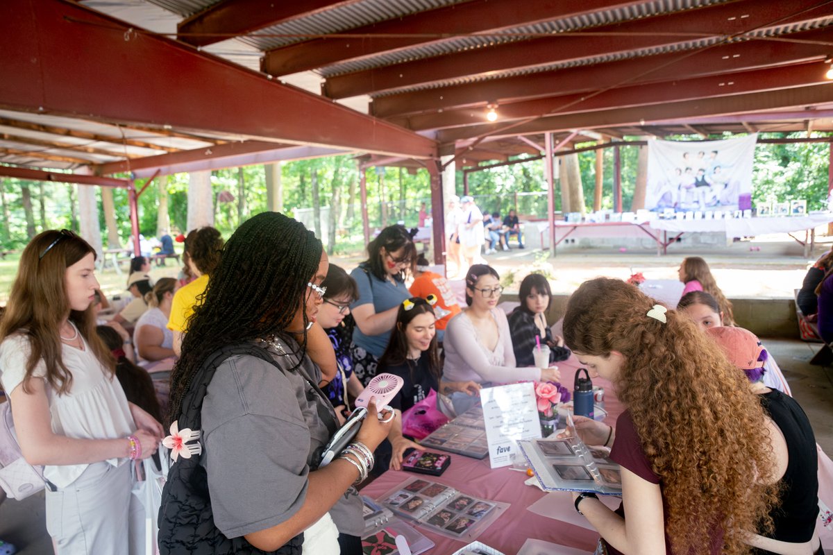 ❄ #FestaFair2024 🌸 ~ PHOTOS by mariamataphoto IG

Check out these gorgeous photos 🤩 by Maria Mata who volunteered her talents to capture so many special moments

See all her pics at drive.google.com/drive/folders/…

📷 We wanna see more of your photos too! Tag us &amp; share your fave pics