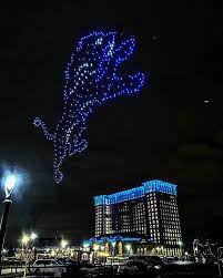 Funfest's tweet image. DRONE SHOW THIS SATURDAY!

Witness over 100 Drones flying in perfect synchrony in the sky over the Uncle Sam Jam at Civic Center Park in Woodhaven, Michigan on Saturday, July 13. 

The drone show launches at 10pm on Saturday, July 13

More info at unclesamjamfest.com