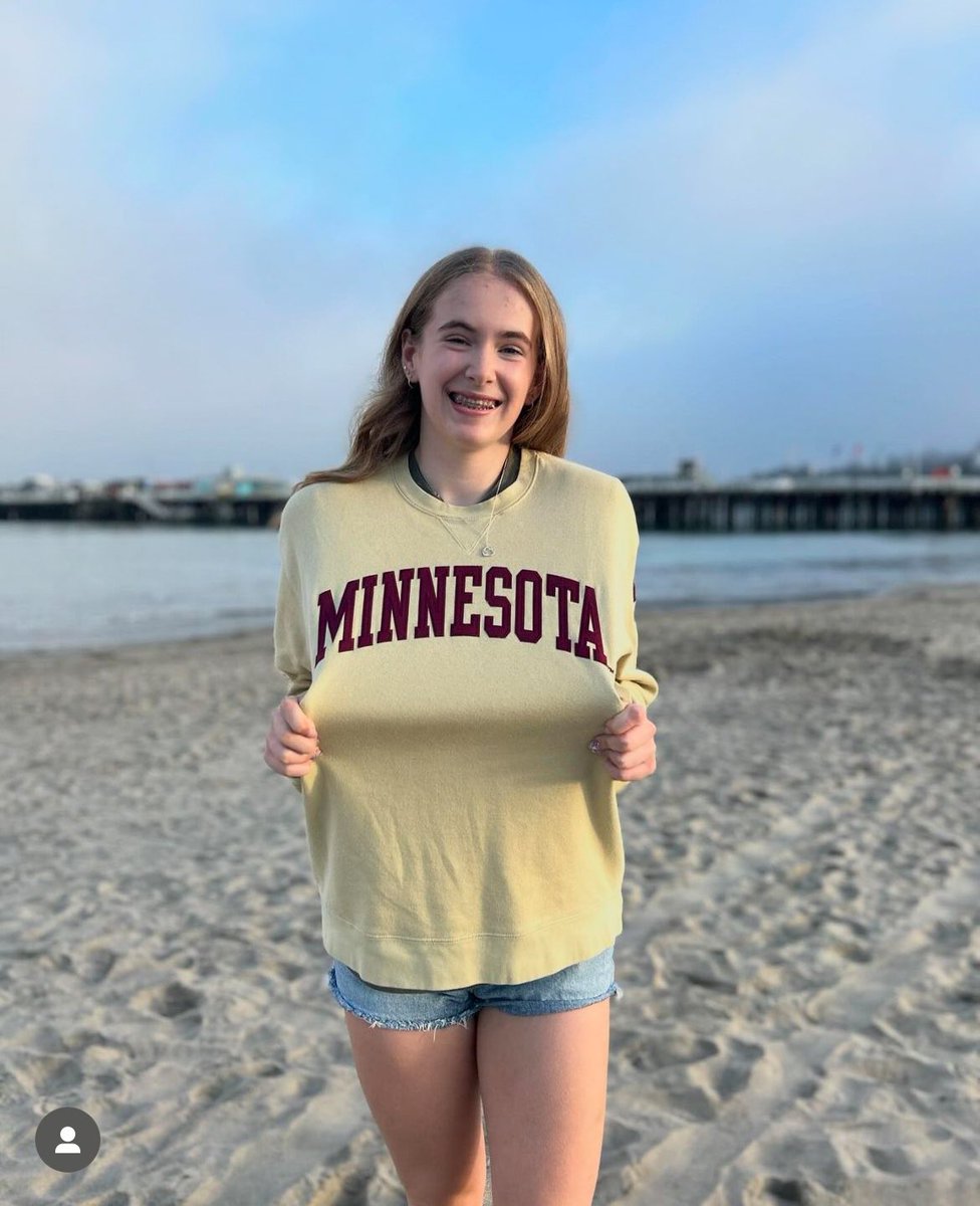 Minnesota picks up a commitment from Makenna Crosson, a 6-foot-3 outside hitter from San Jose. She is the No. 8 overall prospect on PrepVolleyball.com and ranked No. 22 by PrepDig. She is the Gophers' second Top 25 commit with MB Elena Hoecke.