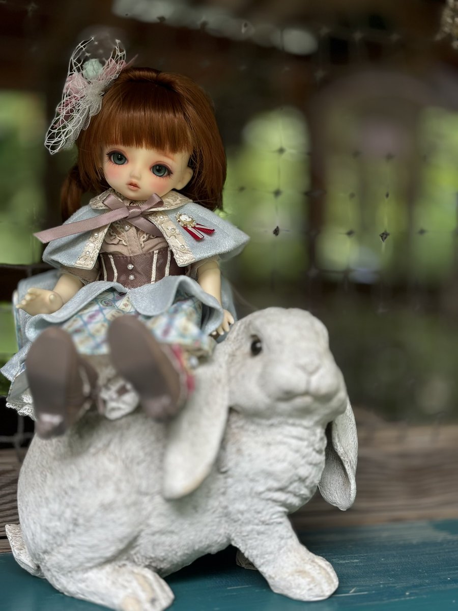 おはようございます♪今日も昨日と同じぐらい暑くなりそうですね…
私はイドル行って興奮したせいか帰り道にド派手にすっ転んで動けないので今日もお仕事お休みですが😅皆様は熱中症にお気を付けてー