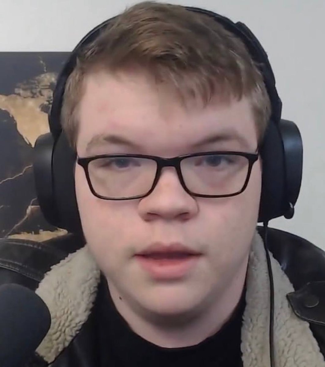 AFCryptid's tweet image. I can&apos;t believe that Sketch did gay porn. Me and my family used to watch all of his streams but now? Never again. #Sketch #sketchOF