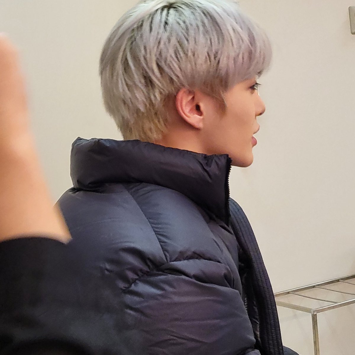 040522__'s tweet photo. 그리고 조민우 애착 패딩
디네댓 진짜 ㅈㄴㅈㄴㅈㄴㅈㄴ 좋음 https://t.co/B91Y5C2OAK