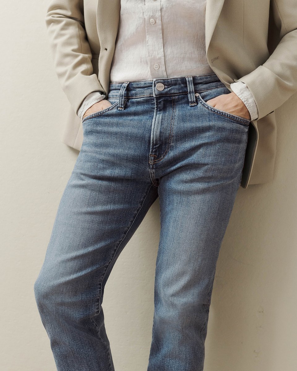 34Heritage's tweet photo. Tried &amp; true denim with sustainability in mind. Embodying traditional Americana denim with a sustainable edge, organic cotton has a weighted drape, a luxe hand feel, and a softly brushed texture. Shop Organic: https://t.co/ABwscUhUr5 https://t.co/6EVHyJ1bfz