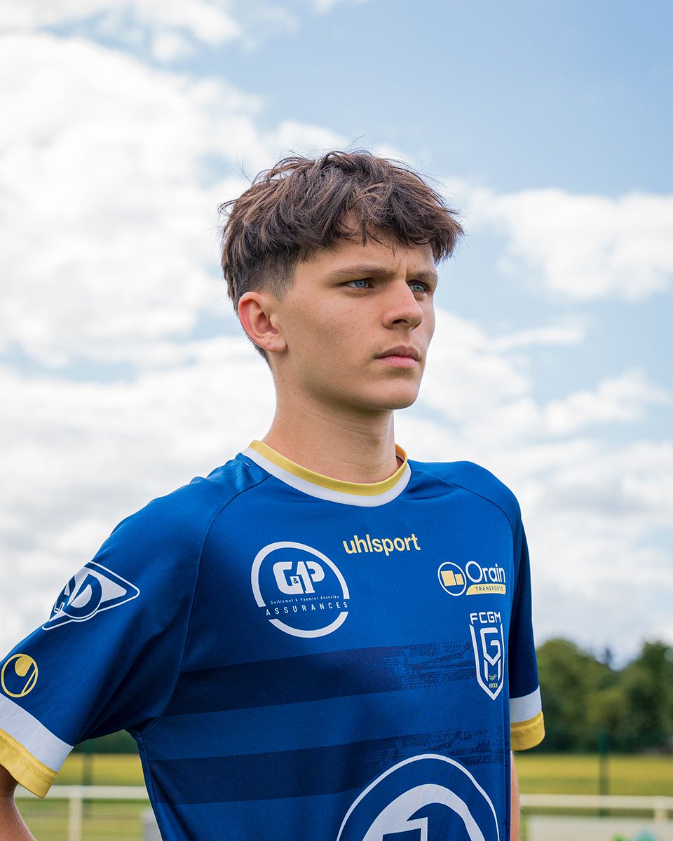 [𝐒𝐚𝐢𝐬𝐨𝐧 𝟐𝟎𝟐𝟒/𝟐𝟎𝟐𝟓] 𝐏𝐚𝐜𝐨𝐦𝐞 𝐕𝐞𝐫𝐫𝐨𝐧 𝐬’𝐞𝐧𝐠𝐚𝐠𝐞 𝐚𝐯𝐞𝐜 𝐥𝐞 𝐅𝐂 𝐆𝐮𝐢𝐩𝐫𝐲-𝐌𝐞𝐬𝐬𝐚𝐜 ! ✍🏻

Âge : 19 ans
Poste : Défenseur
Ancien club : US Bel Air (saison 2022-2023)

Bienvenue à Pacome ! 👋🏼