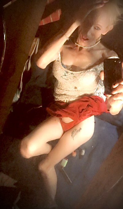 Just hott https://t.co/Q5YTGkaRXp