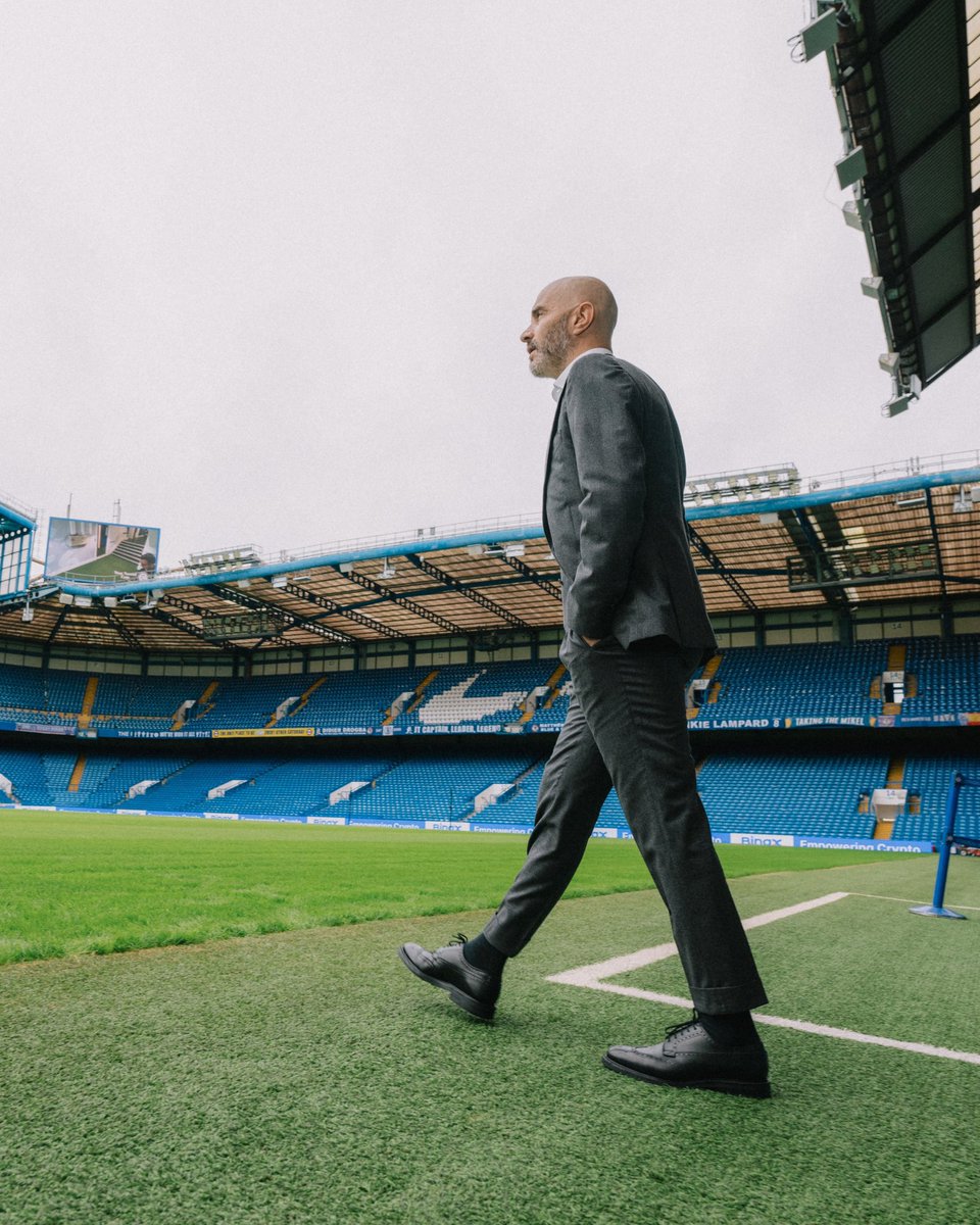 موسم جديد ومدرب جديد...

متفائل جداً بالمدرب الجديد، بحكم أنه يتناسب مع خصائص الفريق الحالي. من الصعب إصدار أحكام أو توقع مدى نجاحه في هذه المرحلة، لكن تجربته مع ليستر سيتي تبعث على التفاؤل. بصمته التدريبية كانت واضحة هناك.

كل التوفيق للإيطالي إنزو ماريسكا 🇮🇹👏🏼