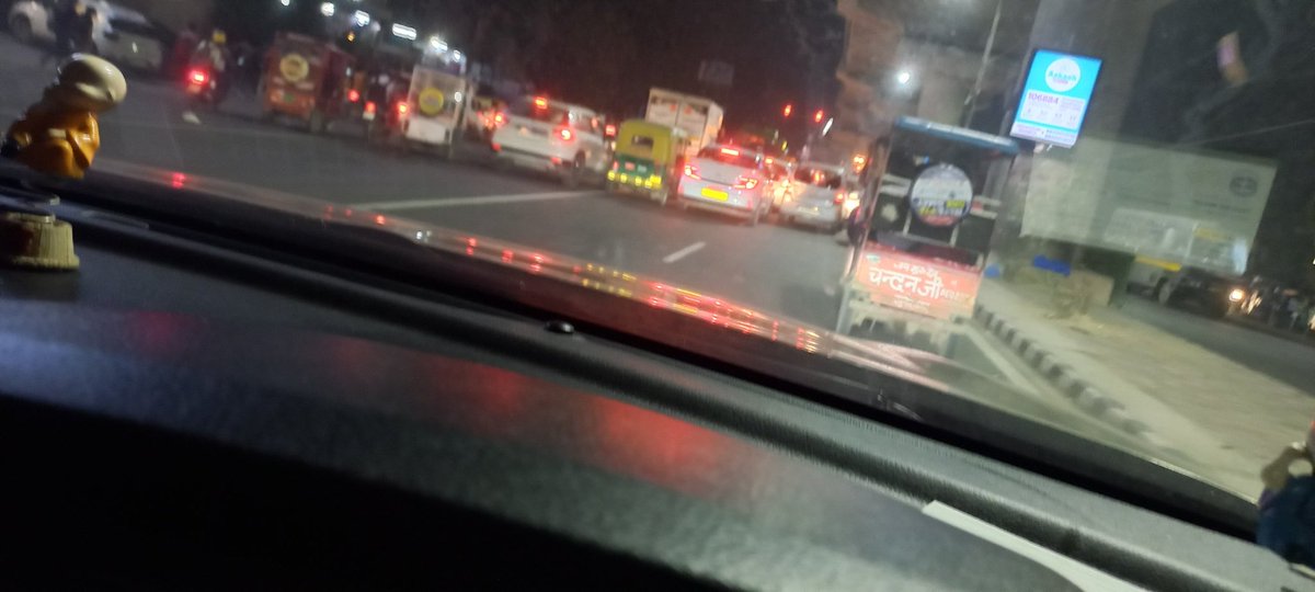 tilakrajmunjal's tweet photo. @dtptraffic @UTTAMNAGARDARPN @LtGovDelhi @Dillisocial Dear Sir lots of E Rikshaw running without number in all Delhi  
KYA NUMBER PLATE IS VALID FOR CARS BIKE ONLY 
is there in  consation for E Rickshaw https://t.co/bmSFrRhDH0