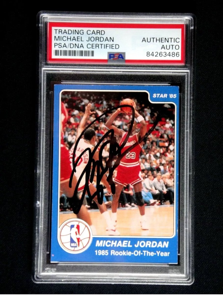 maevro's tweet photo. Some of you need to learn to spring for the dual cert & not cheap out on basic PSA/DNA only authentication. I promise your items will sell better in the long run.
#MarkTalk #TheHobby https://t.co/3R0kBO5bDE