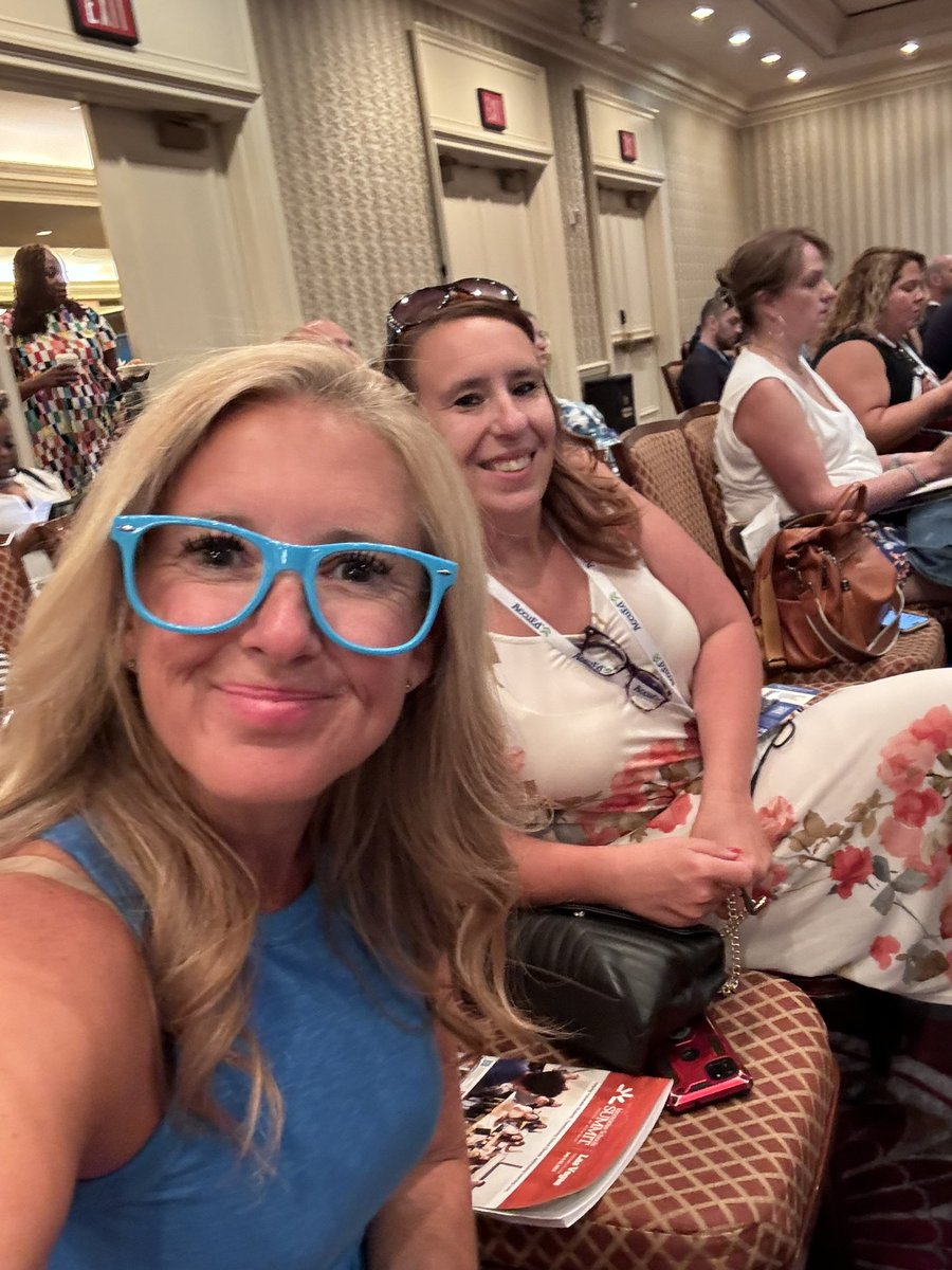 mPicktacular's tweet photo. Thanks for the teal glasses, #katiekinderfromokc ! “When the bootie gets numb, the brain gets dumb!” #untoldteachingtruths 

Best PD in a long time today at Caesar’s Palace in LVNV! https://t.co/ou52coxg8a