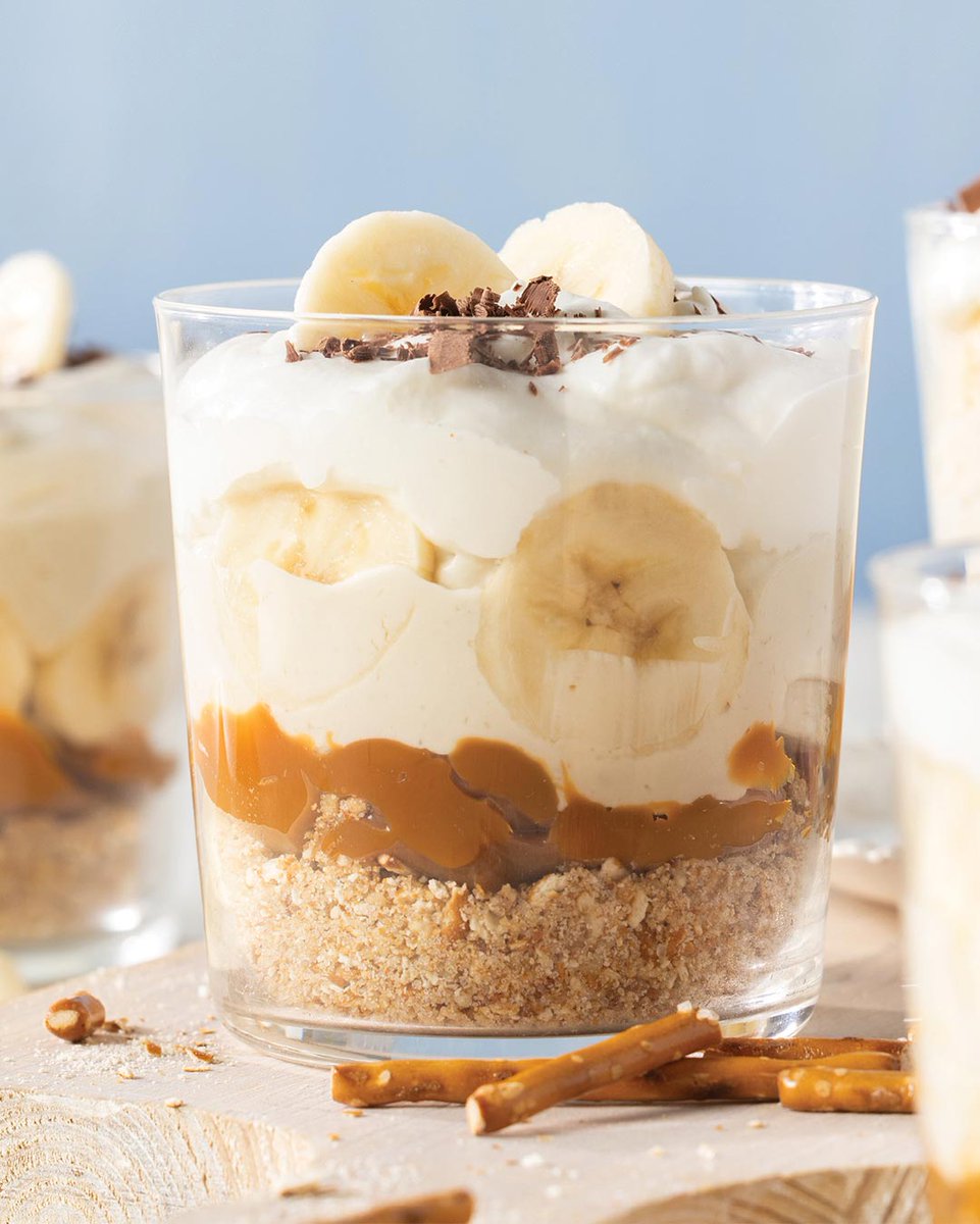 🍌✨ Indulge in a little taste of heaven with these Banana Caramel Mini Trifles! 🍮💛 Whether you're craving something sweet or planning a special dessert, these delightful treats are a must-try.

👉  bit.ly/3XUuoAD