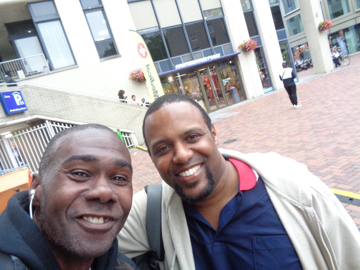 mikewaterval's tweet photo. mikey mike@amsterdamzuidoost@amsterdamsepoort with componist documentairemaker and arranger orville breeveld
@orvillebreeveld 
#nelsonmandelaparktheexcellenceaward 
#gitarist 
#consultantconcertgebouwamsterdam 
#nicevoice 
#producer 
#orvillebreeveld 
#adamzuidoost 
#composer https://t.co/a9wsUrEKwV