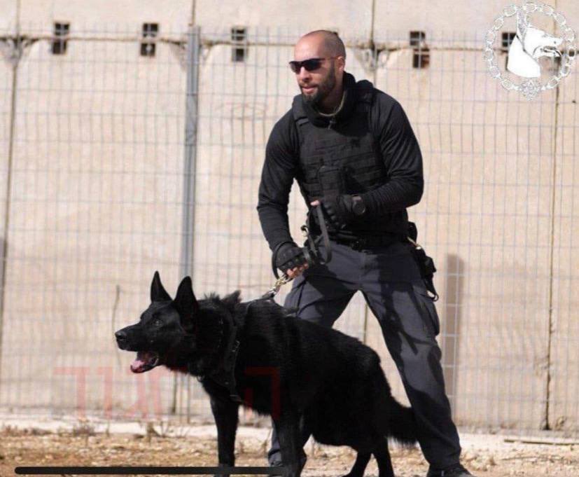SuppressedNws's tweet photo. 🔻Hebrew sources:

The officer in the Occupation Prisons Service, Yohai Avni, was stabbed to death and his body was burned in his home in the Givon settlement near Ramallah, this morning. https://t.co/kCVPuCiUwp