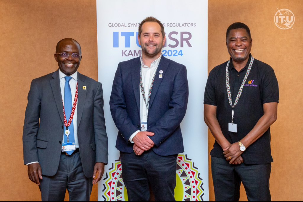andrew_s_wm's tweet photo. Thread: Last week @nxele_mike and I had the pleasure of representing @worldmobileteam at the ย @ITU GSR event in Kampala, Uganda. ย
This is a yearly event where regulators and key industry players get together to discuss all things connectivity. https://t.co/TziBmDnxcF