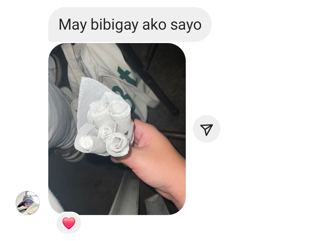 _ybgjas's tweet photo. quick transition from love love mwehehehe best gurl https://t.co/7Ic9gG3uQe