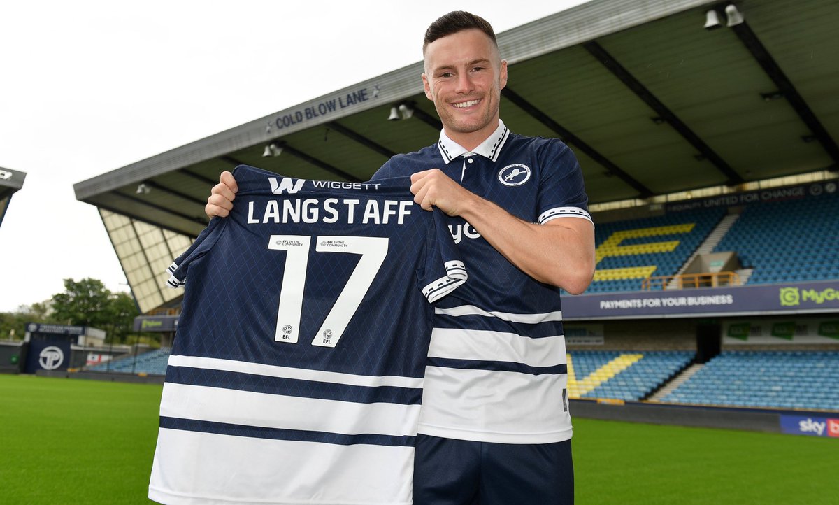 maccalangstaff's tweet photo. Delighted to sign for this great club. Can’t wait to get started @MillwallFC 🦁💙 https://t.co/PTDkmvMtdP