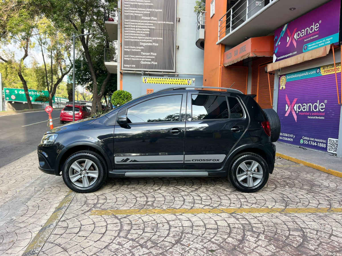 SeminuevoAutos's tweet image. Se vende Volkswagen Crossfox 2012 Usado

  Precio: $ 199,900 MXN Fijo

  Transmisión: Manual

  Color: Negro

  Kilometraje: 36,000Km.

  Ubicación: Cuauhtémoc, Ciudad de México

  ref20926564 #MaxiPublica #AutosEnVenta