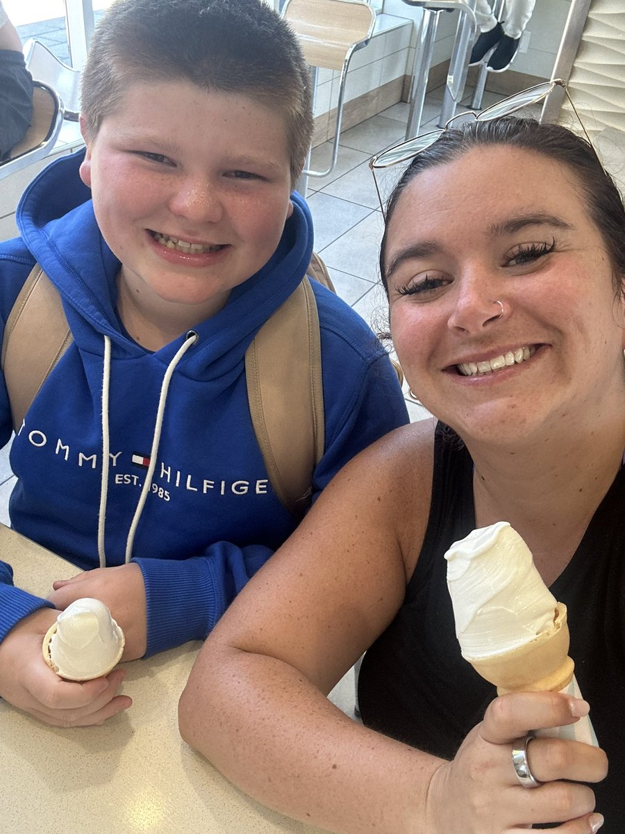 Taylor Walker tweet media