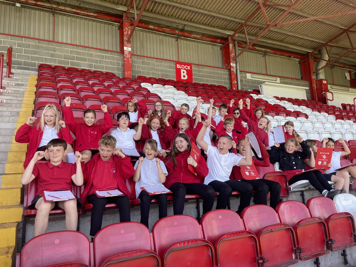 maybury_class5's tweet photo. We really enjoyed our day at @hullkrofficial today. Thank you @RunwithitHull! @Maybury_School @HumberEdTrust https://t.co/pVdQ6P0y5c