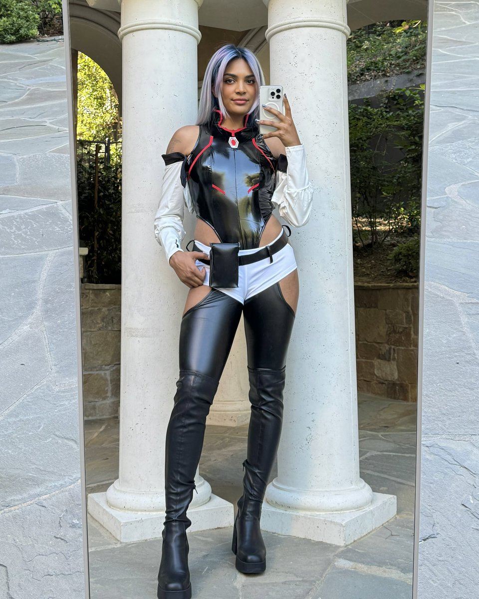 Sydeon's tweet photo. Lucy from Cyberpunk 👾 https://t.co/HWiW0dyC0G