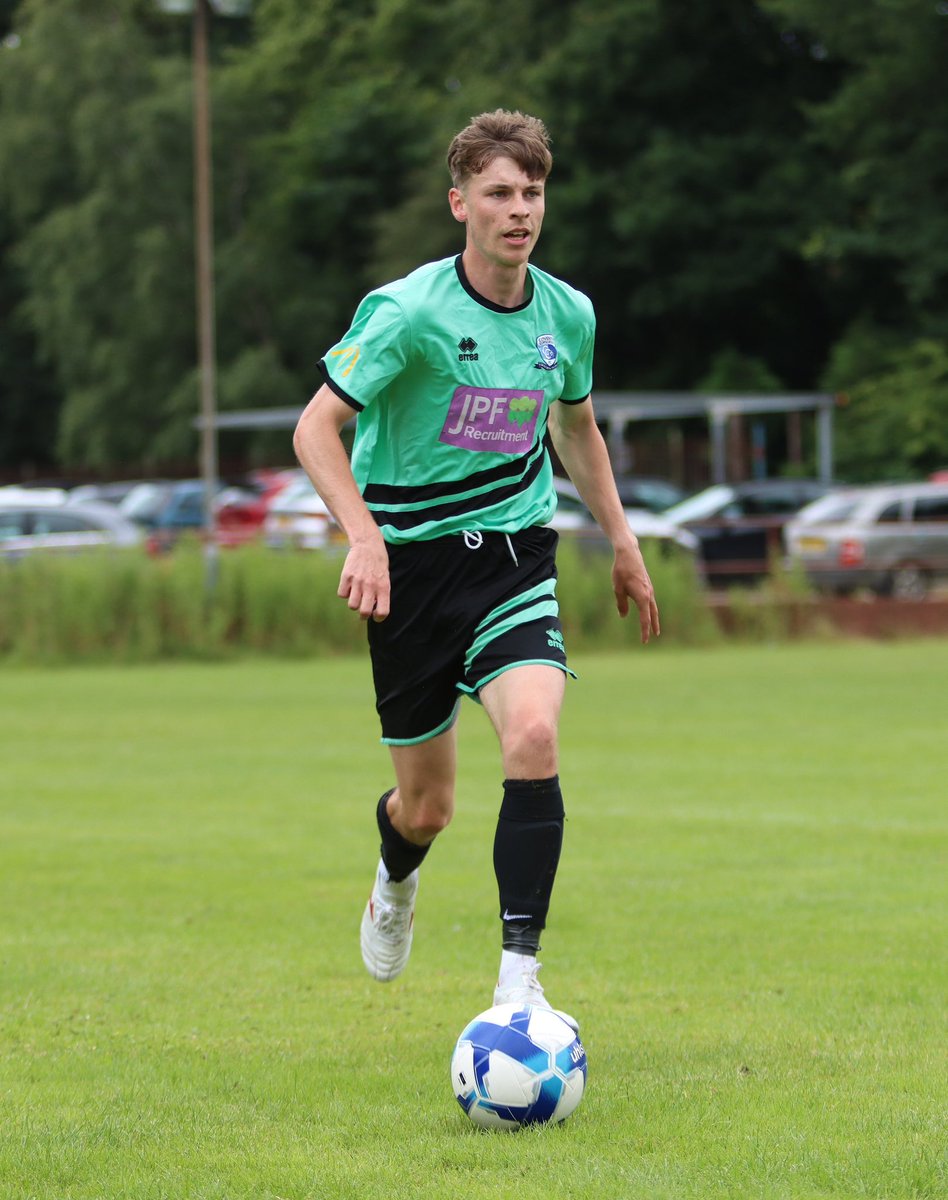 copsewoodFC's tweet photo. SAM ELLIS² SIGN UP ✍️

We are happy to announce our first committed players for the 24/25 season are Sam Ellis and Sam Ellis!

Big Sam is closing in on 100 first team appearances for the Copses whilst Little Sam is up to 16 goals in 63 games 👏 https://t.co/nKLHcPrMPH