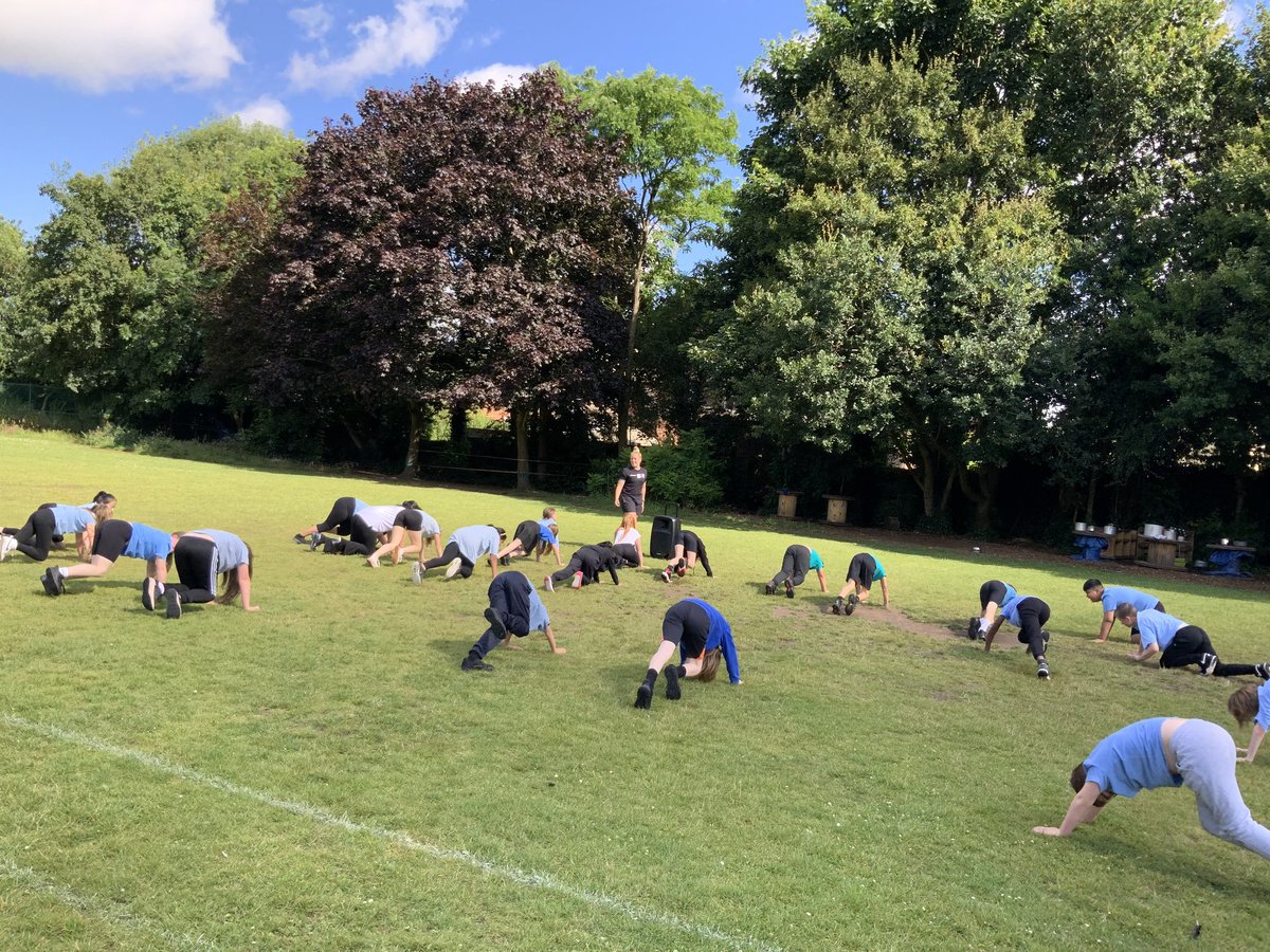 Foxyards Primary tweet media